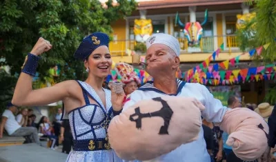 Reina Salwa con el 'Popeye barranquillero'.