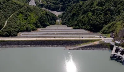 Central Hidroeléctrica El Guavio.