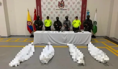Ejército muestra a los abatidos