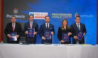 El Contralor, el Vicepresidente, el Presidente, la Fiscal y el Procurador