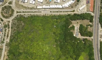 Lote de más de 33.000 metros cuadrados.