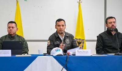 Pedro Sánchez, ministro de Defensa. 