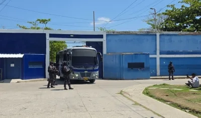Traslados de reclusos de la Penitenciaría El Bosque.