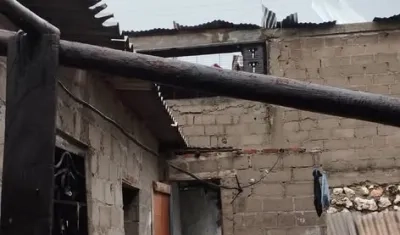 Vivienda afectada por vendaval en Aguada de Pablo. 