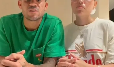 El futbolista Luis Díaz y su esposa Geraldine Ponce. 