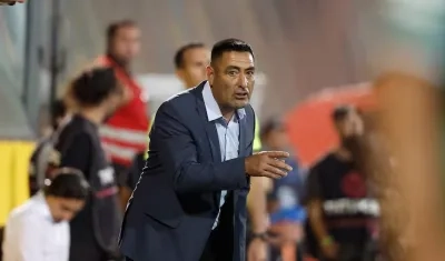 Nelson Tapia dirigía desde junio pasado al Imperial Unido de su país.