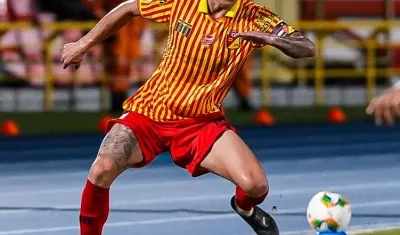 Wálmer Pacheco, lateral derecho barranquillero del Deportivo Pereira.