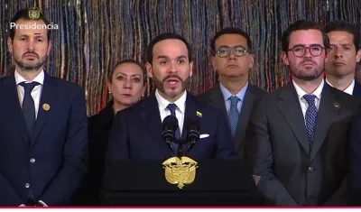 Abelardo De La Espriella al final del Consejo de Ministros