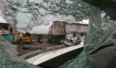 Imagen de un ataque contra la Fuerza Pública.