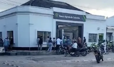 La mujer iba a consignar el dinero en el Banco Agrario. 
