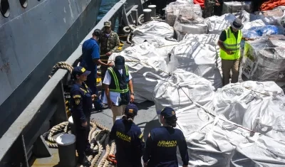 Buque Almirante Didiez Burgos en el que llegó la ayuda humanitaria de República Dominicana.