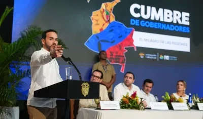 El Presidente Abelardo De La Espriella en la Cumbre de Gobernadores. 