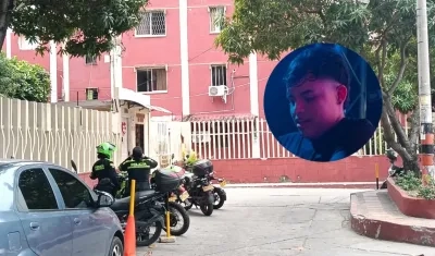Hans Xavier Cuesta Sánchez / Conjunto residencial 'Los Cocos'.