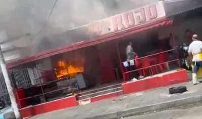 Incendio en local de asado. 