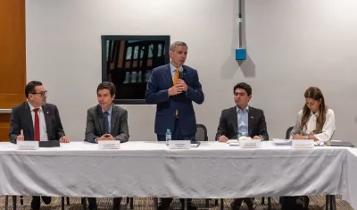 El Ministerio de Hacienda y Crédito Público, Miguel Gómez.