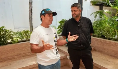El Alcalde de Barranquilla, Alex Char, y el director del Sena, Fray Ricardo Torres.