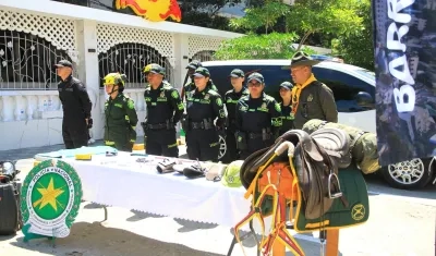 Uniformados de la Policía.