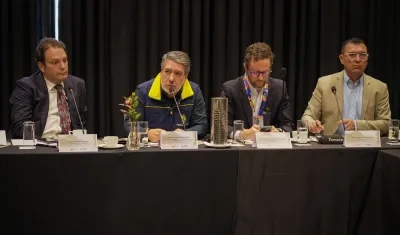 (Izq.) Tamayo, director nacional de la UNGRD. 