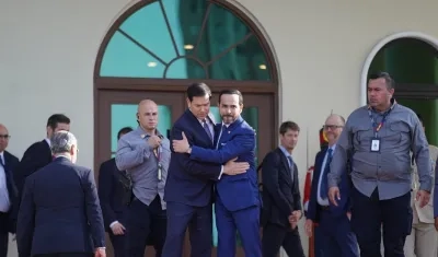 Izq. a Der. Marco Rubio, secretario de Estado de Estados Unidos, y Abelardo De La Espriella, presidente de Colombia.