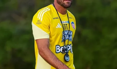 Sebastián Viera logró ante Fortaleza su primera victoria como técnico del Junior.
