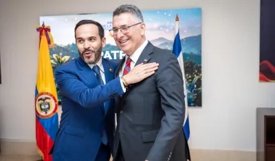 El Presidente Abelardo De La Espriella y el ministro de Exteriores de Israel, Gideon Saar.
