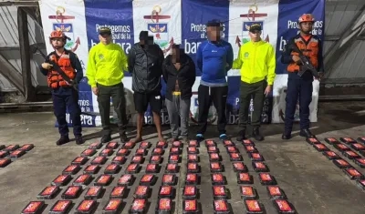 La droga incautada y los capturados.