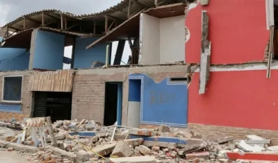 Algunos daños que se registraron tras el terremoto del 10 de agosto. 