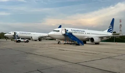 Dos de los vuelos que llegaron al Ernesto Cortissoz.