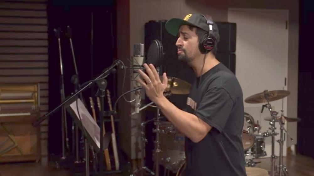 El premiado artista lideró la grabación del tema que cuenta con aportes de Mark Anthony y Jennifer López.