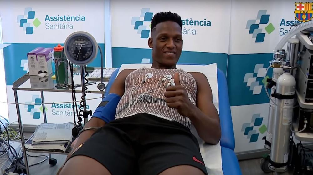 Yerry Mina, en exámenes médicos en Barcelona.