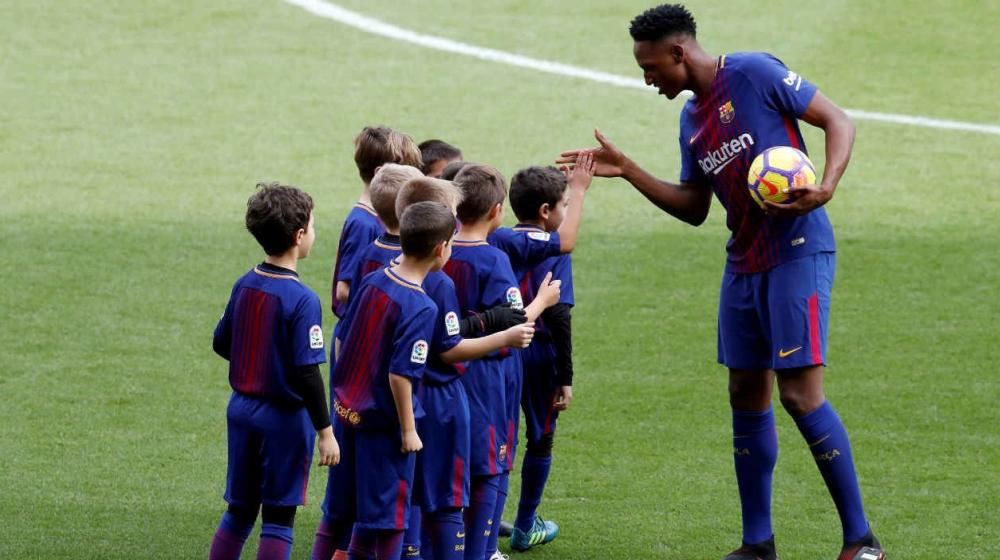 Yerry Mina durante su presentación. e