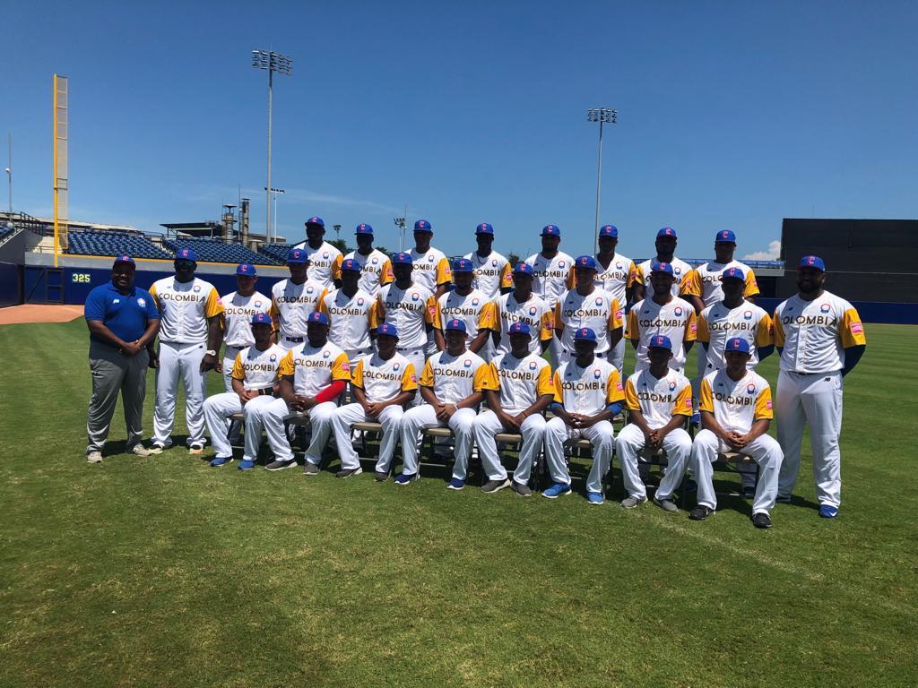 La foto oficial de la Selección Colombia de Béisbol sub-23.