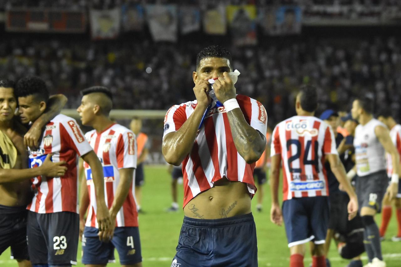 Rafael Pérez festejando la clasificación. 