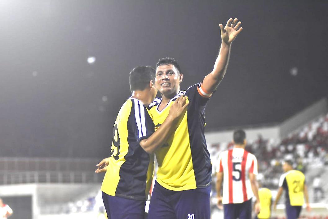 Martín Arzuaga celebrando la despedida.