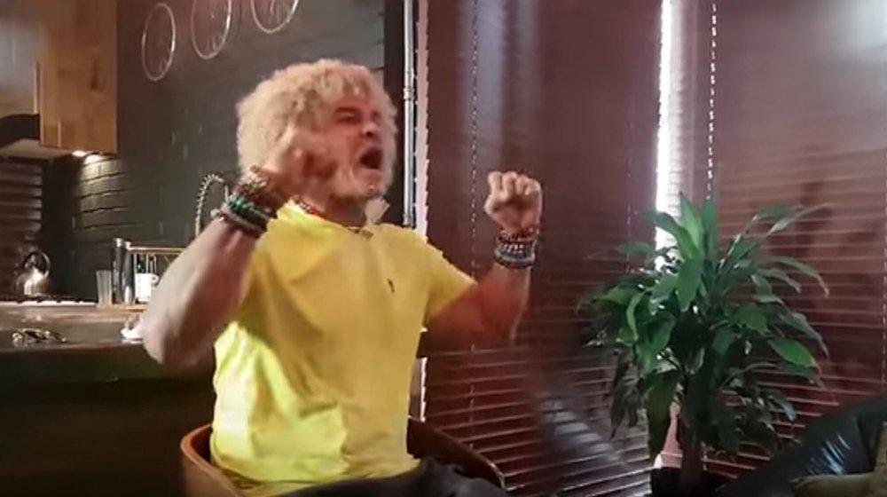 Carlos Valderrama celebra el tercer gol de Colombia ante Francia. 