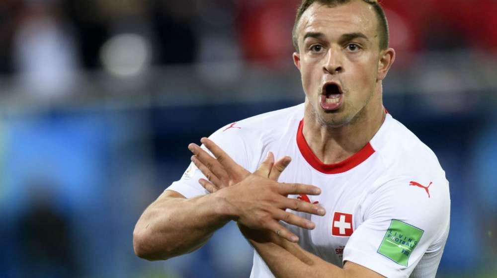 Shaqiri festeja el gol del triunfo suizo. 