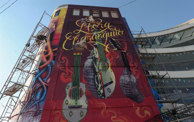  El encuentro en La Paz es parte de un proyecto de embellecimiento artístico.