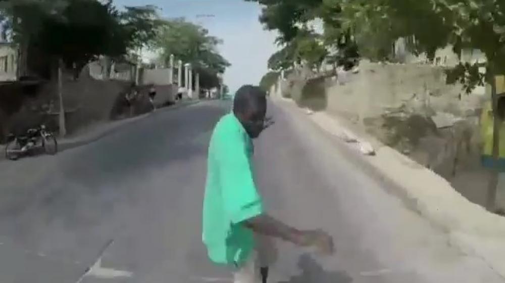 Este es el peatón atropellado.