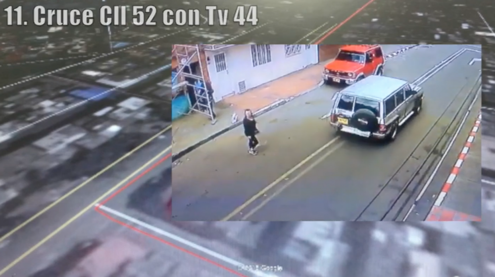 Una de las cámaras que captó la camioneta. 