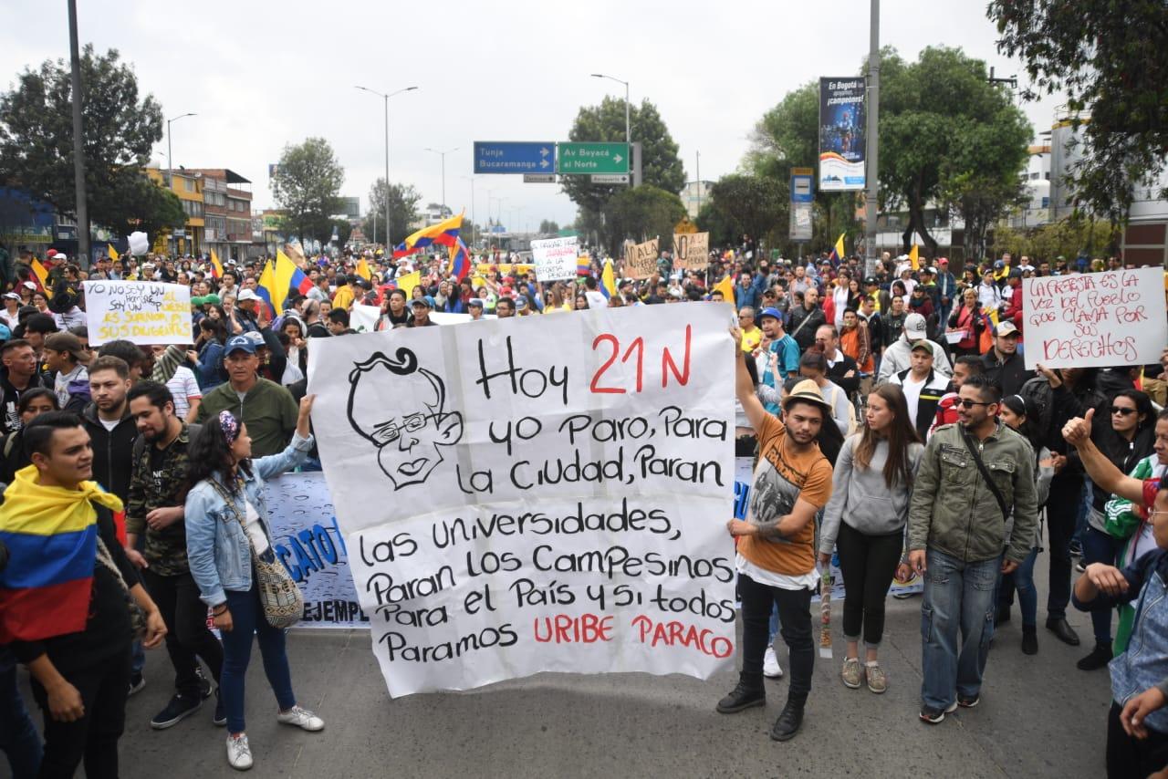 Las protestas de este jueves son las más grandes contra el Gobierno de Duque y ocurren en un momento de agitación social en América Latina lo que acrecienta el temor de muchos ciudadanos a un brote de violencia.