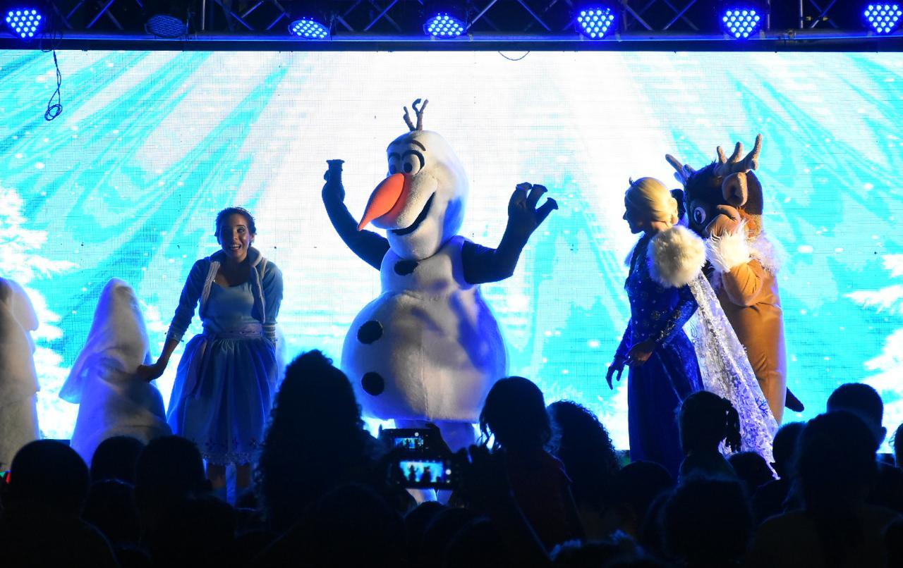 Anna y Olaf, personajes de la película ‘Frozen’.