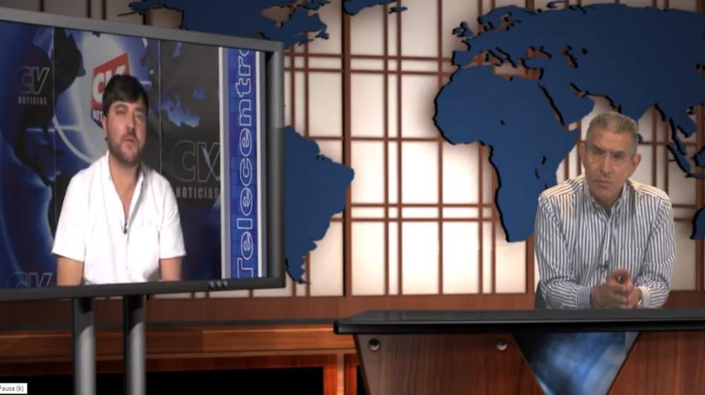 El precandidato a la Alcaldía de Barranquila, Jaime Pumarejo y el periodista Jorge Cura.