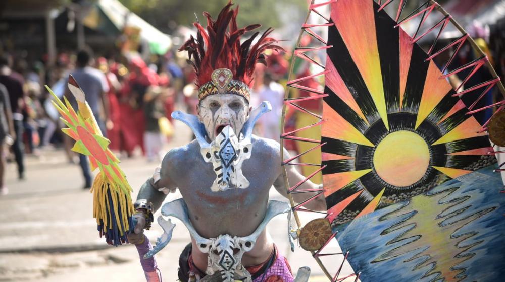 El disfraz del indio cacique. 