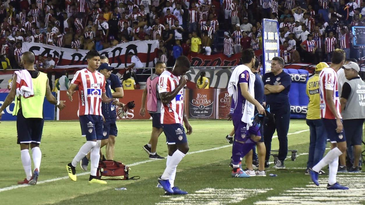 Decepción juniorista al término del partido.