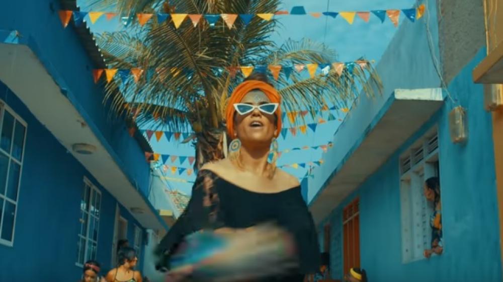 Imagen del video del tema 'En Barranquilla se baila'.