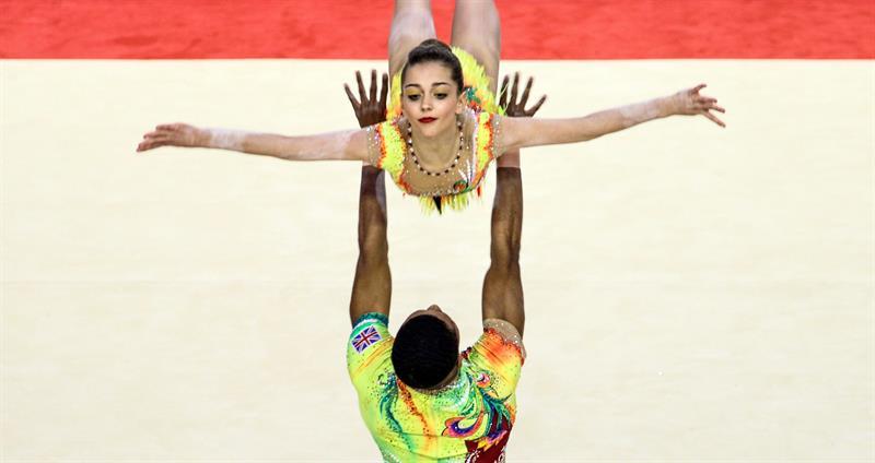 Más de 280 deportistas de 16 clubes de Israel, Inglaterra, Bélgica, Suiza y España participan en la primera competición internacional de Gimnasia acrobática de Europa.