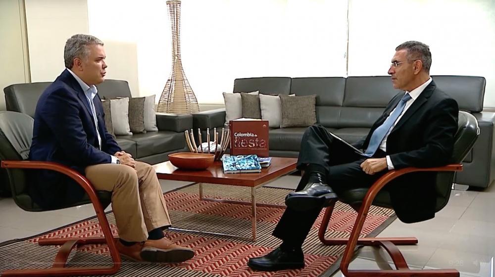 El Presidente Iván Duque, durante La Entrevista con el periodista Jorge Cura.