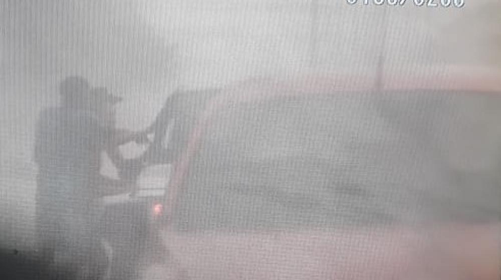 Delincuentes atracaron varios vehículos en la temible calle 17
