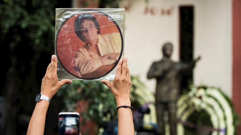 Homenaje a José José.