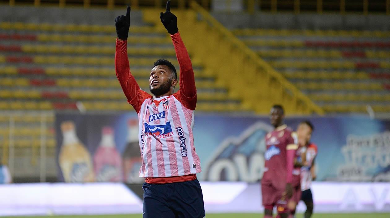 Miguel Ángel Borja celebrando el gol del triubnfo.